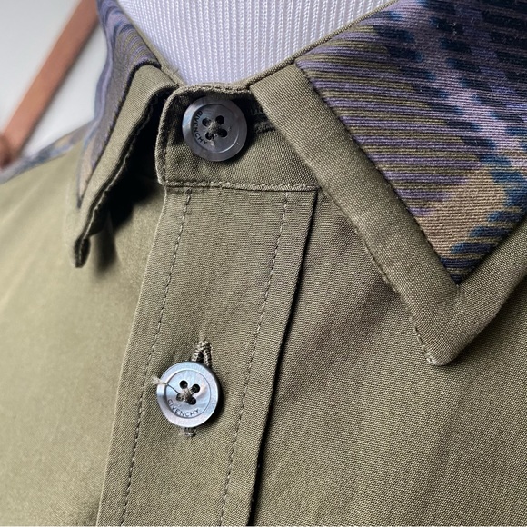 Givenchy Paris Plaid Sleeve Designer Button Up Olive Green Shirt Medium - Picture 13 of 16